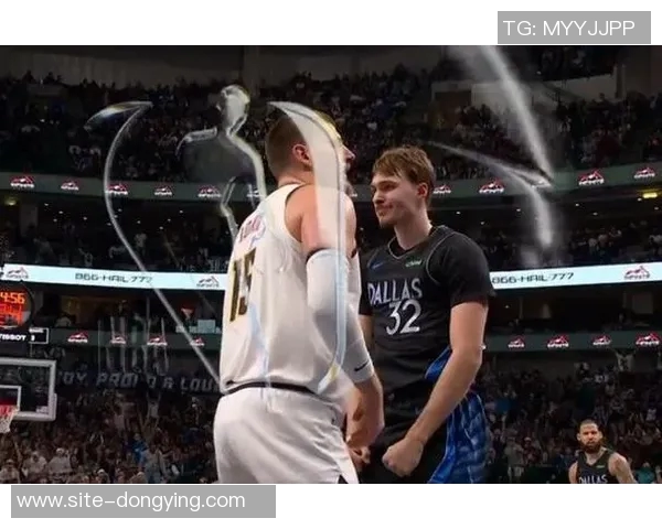 弗拉格激情四溢瞬间爆发隔扣琼斯并向约基奇挥拳庆祝全场沸腾 弗拉格激情四溢瞬间爆发隔扣琼斯并向约基奇挥拳庆祝全场沸腾